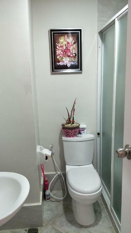 Lelani'S Comfy Condo Đảo Mactan Ngoại thất bức ảnh